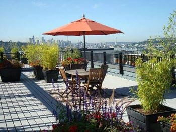Rooftop deck